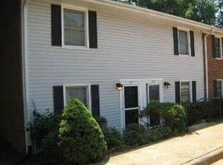 1113 Nottingham Cir, Cary, NC 27511