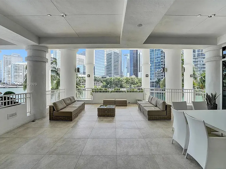 801 Brickell Key Blvd #1707 — Photo 39