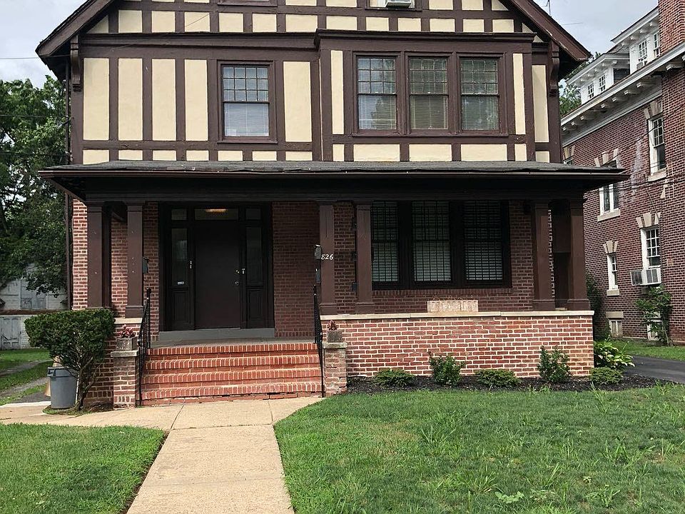 1st image of 826 W State St Frnt #