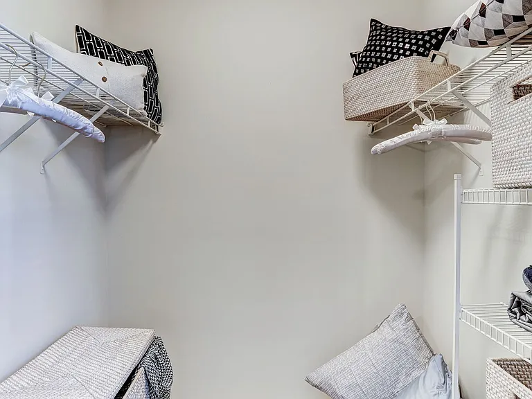 Walk-In Closets