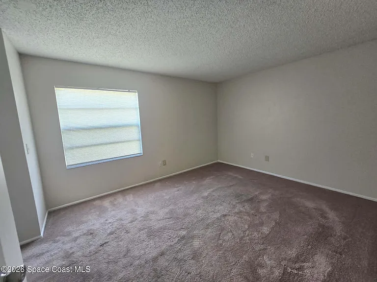 1697 Parakeet Ct — Photo 9