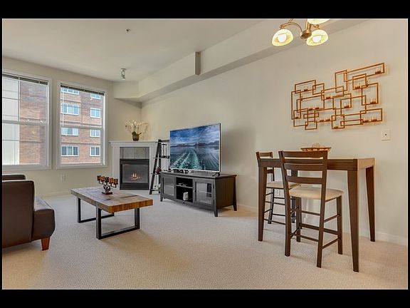 2nd image of 530 4th Ave W