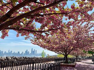 6405 Boulevard E, West New York, NJ 07093