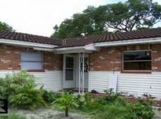 3400 Azalea Pl, Largo, FL 33771