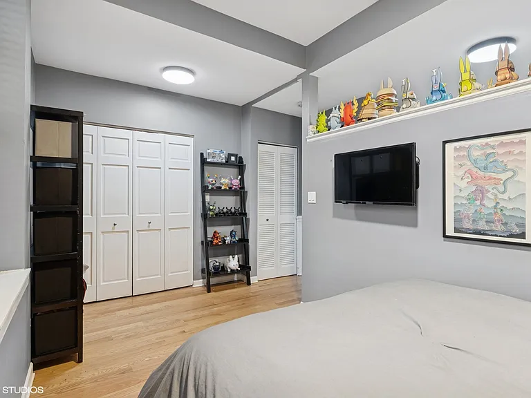 1920 W Dickens Ave #1F — Photo 14
