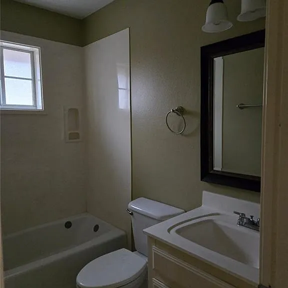 1513 Acme Ln #D — Photo 8