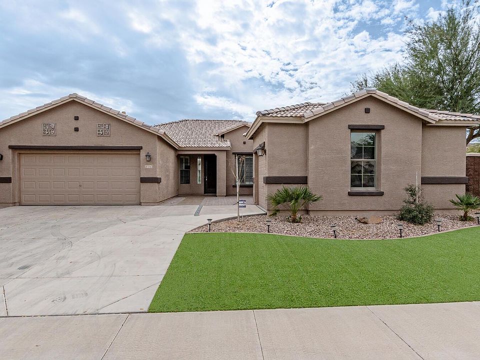 1st image of 15163 W Sells Dr