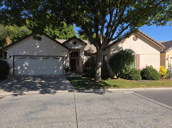 2300 Sierra St APT 122, Kingsburg, CA 93631
