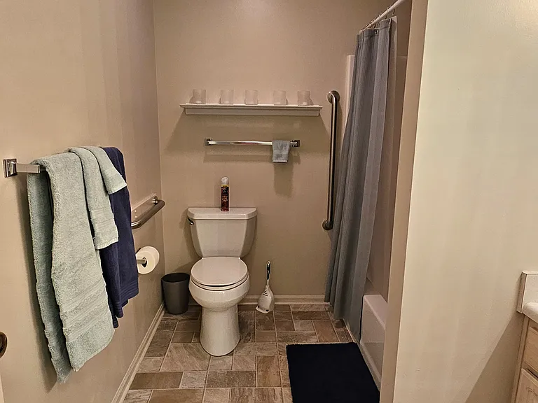 5176 Coventry Ln — Photo 32
