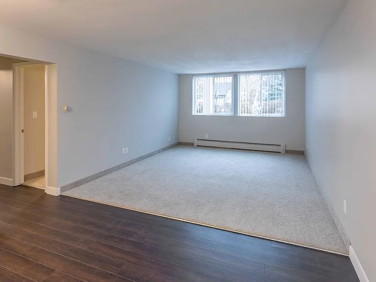 Edgerton Highlands Apartments — Photo 27