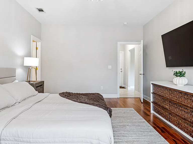 615 Shore Dr — Photo 37