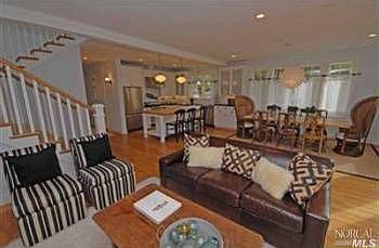 4th image of 63 Nokomis Ave