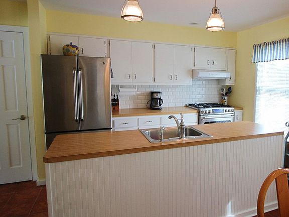 4th image of 125 Fox Hollow Ln