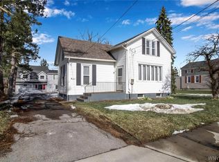 6457 Taylor Rd, Hamburg, NY 14075