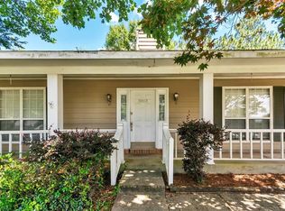 3013 Autumn Ridge Dr, Mobile, AL 36695