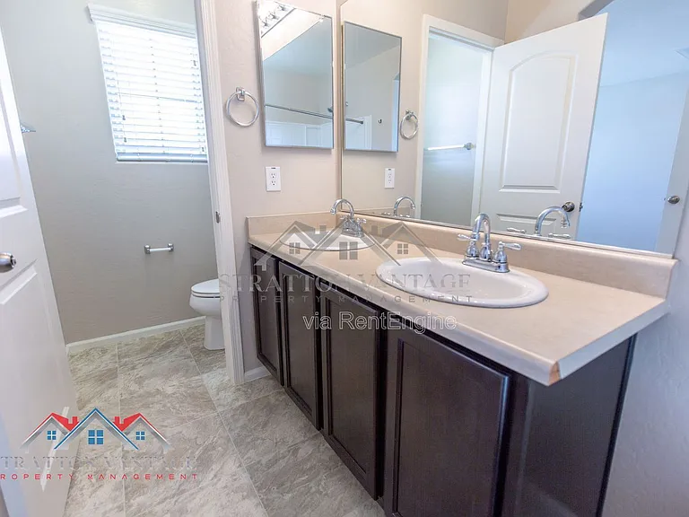 2218 N 77th Dr — Photo 42