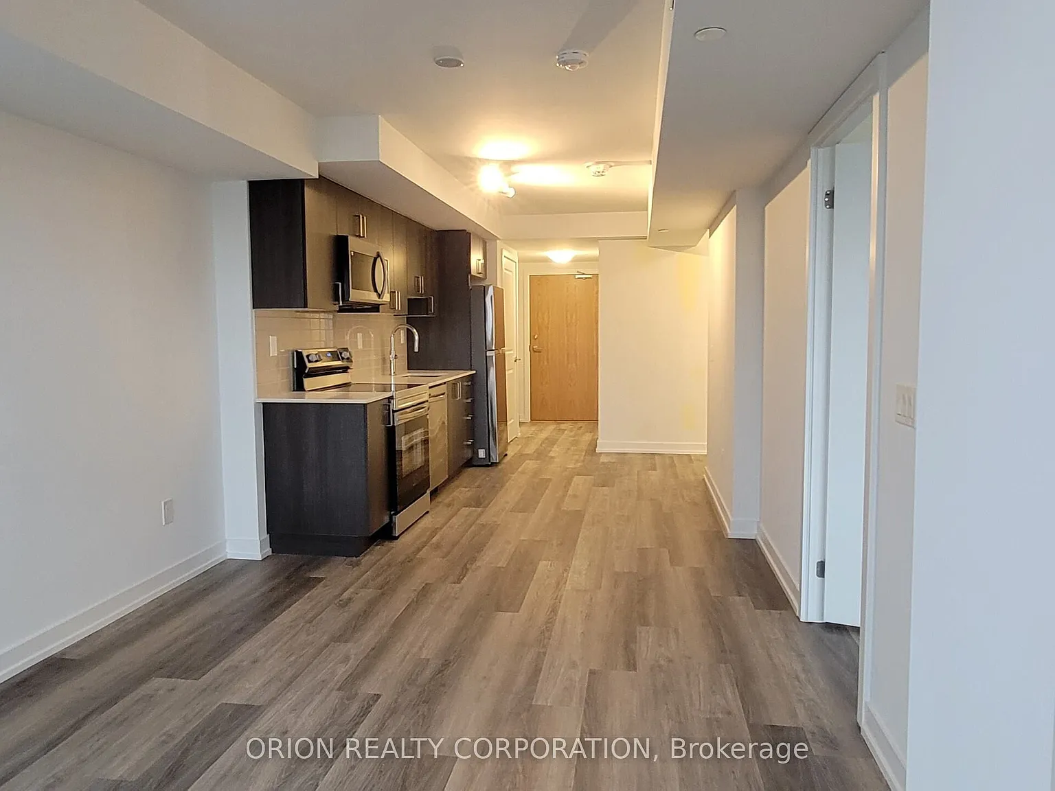 2 bed, $2,400 — Photo 3