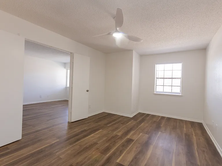 La Mesa — Photo 36