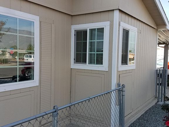 4th image of 364 N Palomar Ave