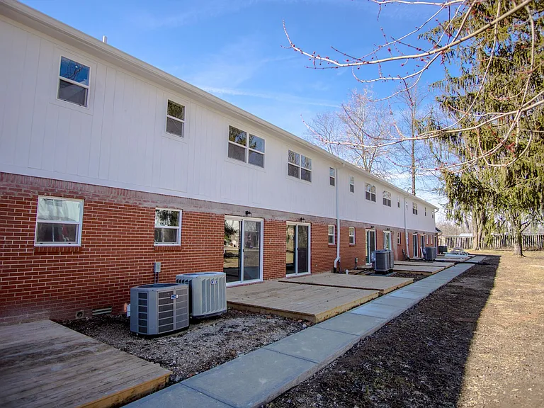 670 Village Place South Dr — Photo 11