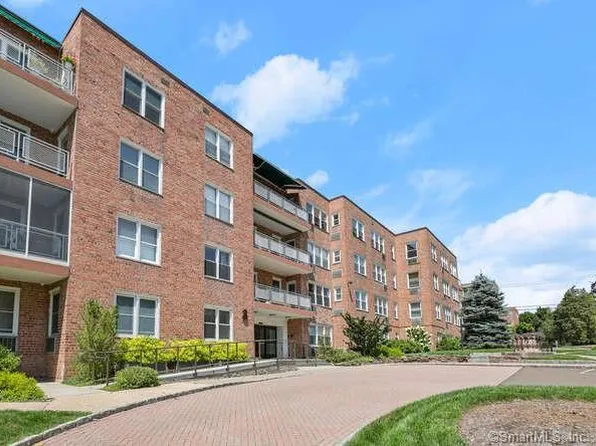 3 Putnam Hill South #2G, Greenwich, CT 06830