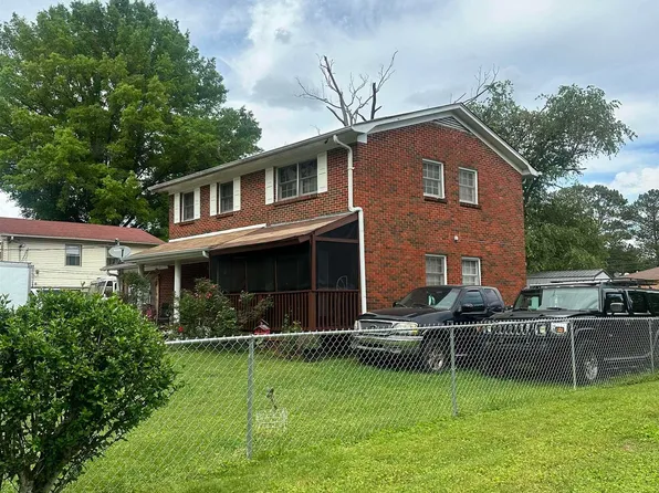 3226 W Helena Dr NW, Huntsville, AL 35810