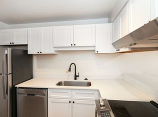 510 4th Ave W APT 201, Seattle, WA 98119