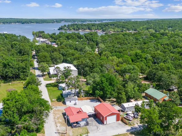 212 Harris Dr, Eucha, OK 74342