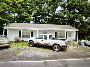 624 Midway Rd, Crab Orchard, WV 25827