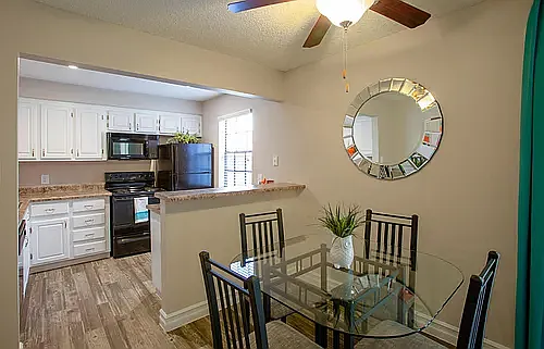 Chandler Meadows Furnished Apartments — Photo 51
