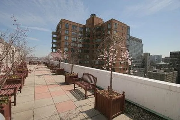 Rented by Bond New York | media 2