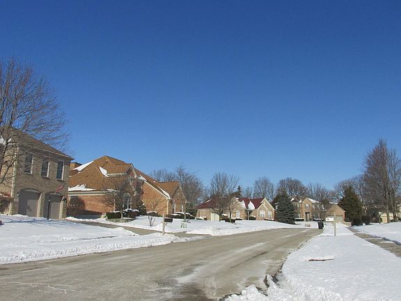 4th image of 1132 Hollowcreek Dr