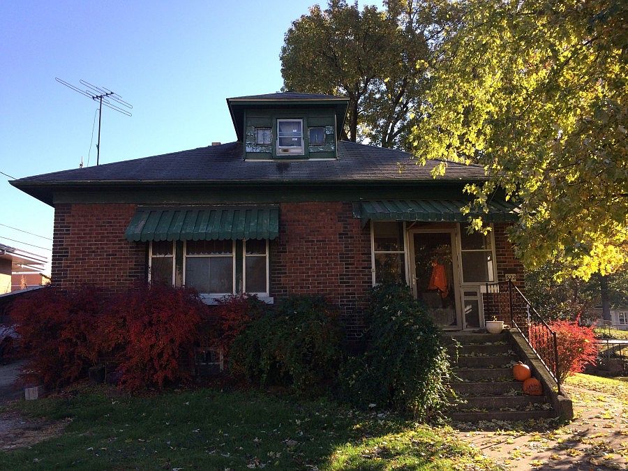 1st image of 322 N Edwardsville St