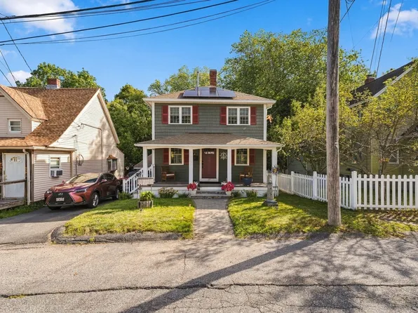17 Bicknell Rd, Weymouth, MA 02191