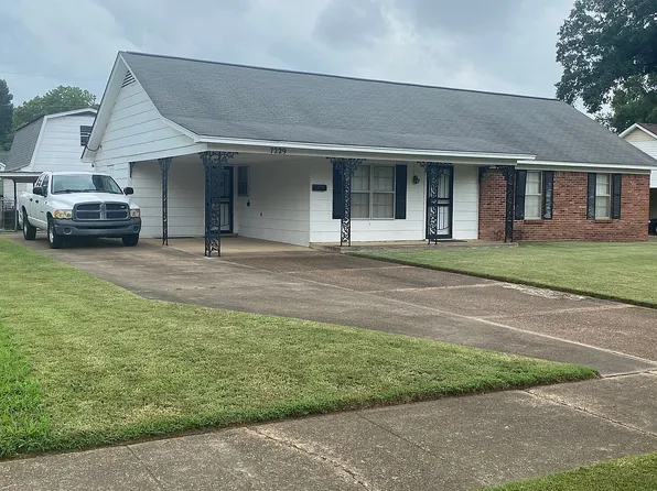 7229 Juana Dr, Millington, TN 38053