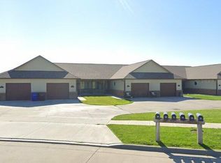 711 S Foxfire St, McPherson, KS 67460