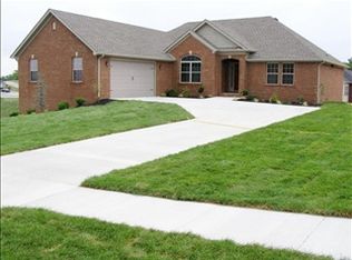 218 Inverness Trl, Richmond, KY 40475