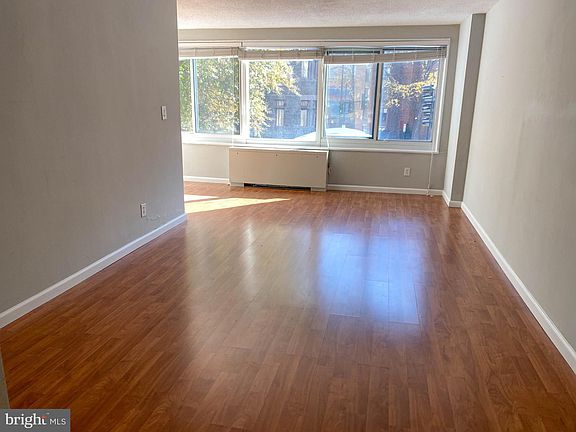 5th image of 1330 New Hampshire Ave NW APT 208