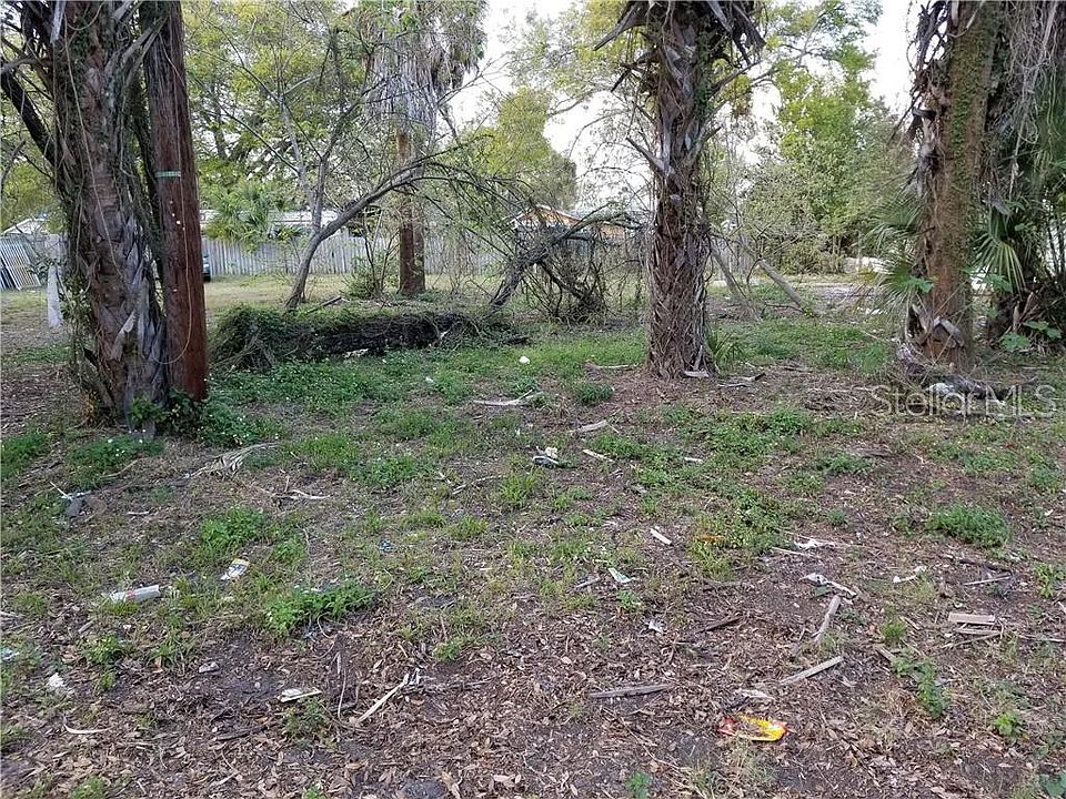 1st image of 3208 E 9th Ave