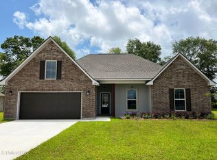 14251 Swan Ridge Cir, Gulfport, MS 39503