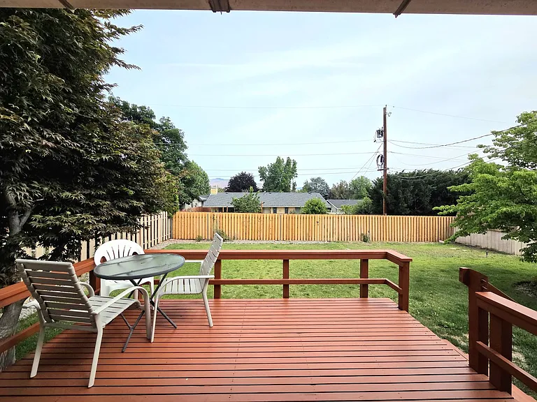 1616 Jefferson St — Photo 19