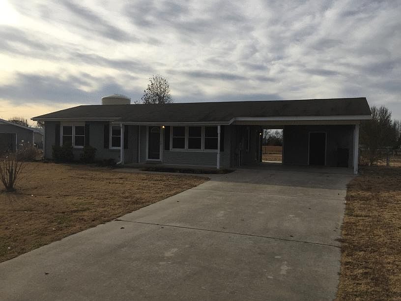 1st image of 200 Agua Dr