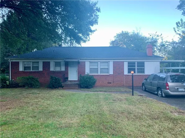 638 Highland Park Dr, Eden, NC 27288