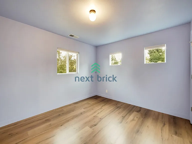 3036 SW Roxbury St — Photo 10