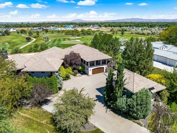 2698 W Penick Pointe Ln, Meridian, ID 83646