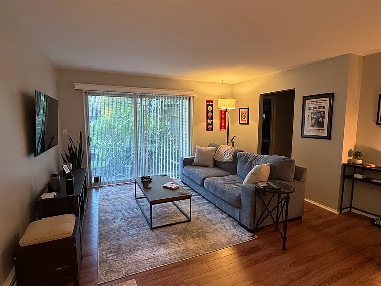 3927 Benjamin Ave #2 — Photo 13
