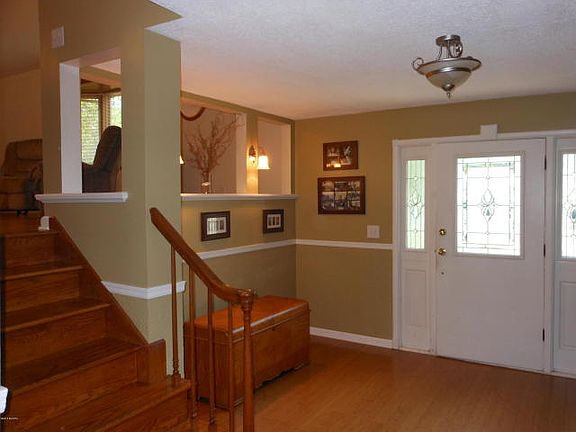 3rd image of 1636 Bonneville Dr