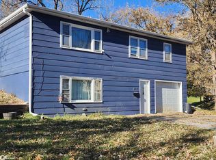 408 North E St, Fairfield, IA 52556