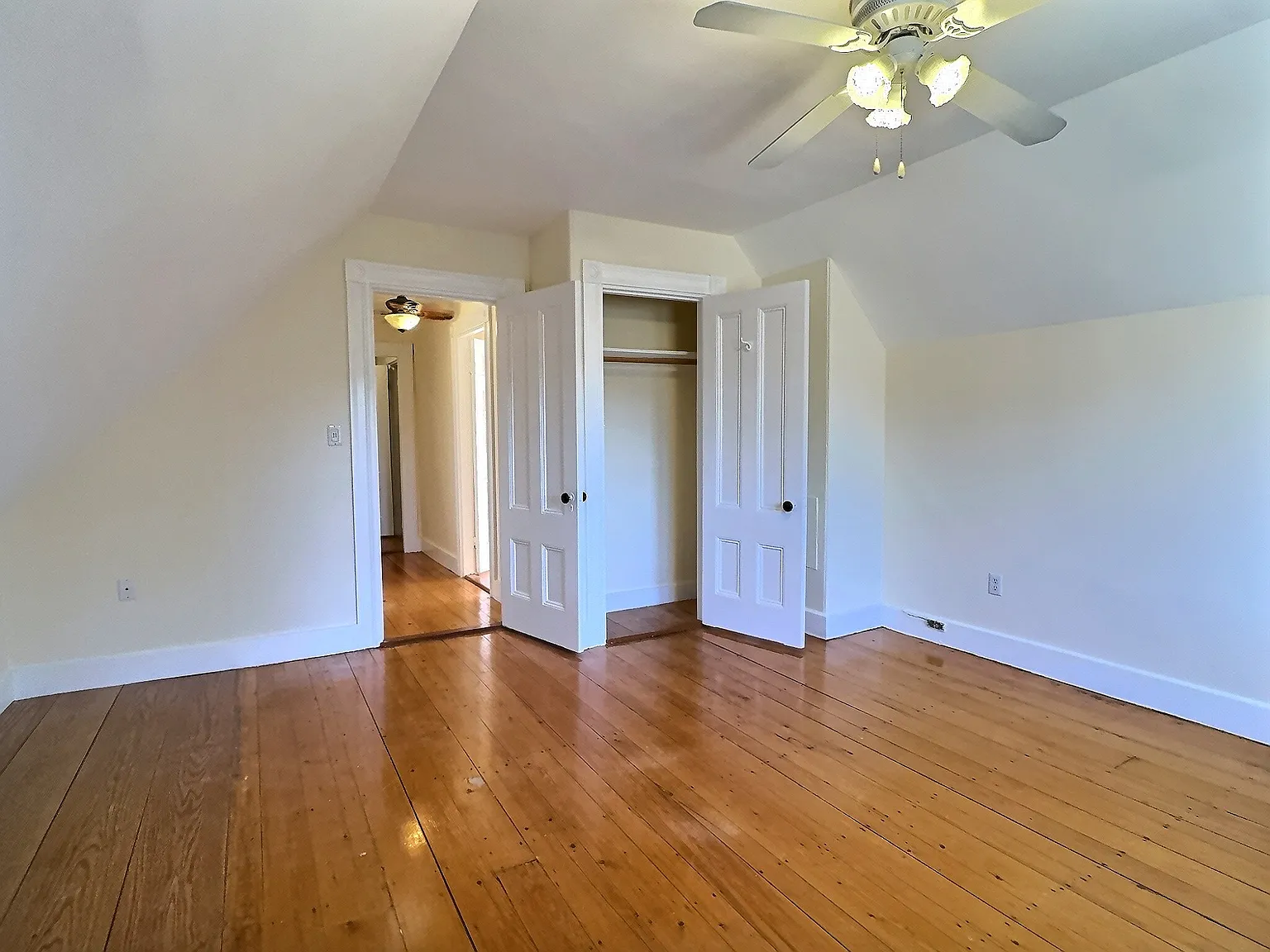 1 bed, 700 sqft, $3,000 — Photo 4