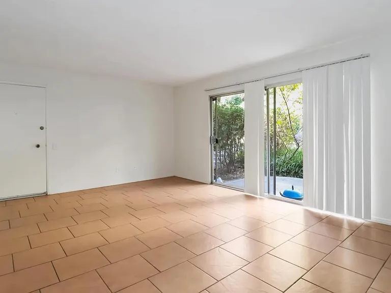 5700 Baltimore Dr #187 — Photo 5